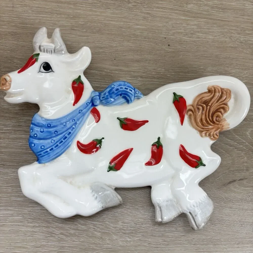 OTAGIRI Vintage Cow Chili Pepper Ceramic Spoon Rest WallHanging Figurine 7